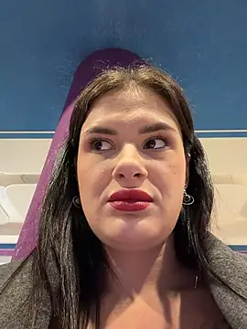 Chat +18 de MiraReach ao vivo