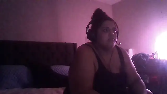 XXX chat uživo modela 1n0nlythroat