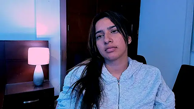 Show de YESSI_BELTRANN na webcam