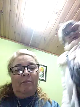 Chat +18 de momismilf544 ao vivo