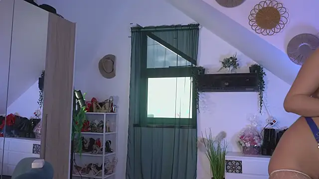 دردشة Amaliamour الجنسية المباشرة