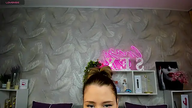 Онлайн чат XXX SofyLoves