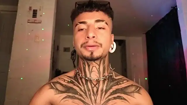 JuanCamiilo_66 Webcam Show
