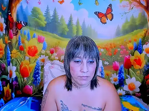 indianroxy's Live XXX Chat