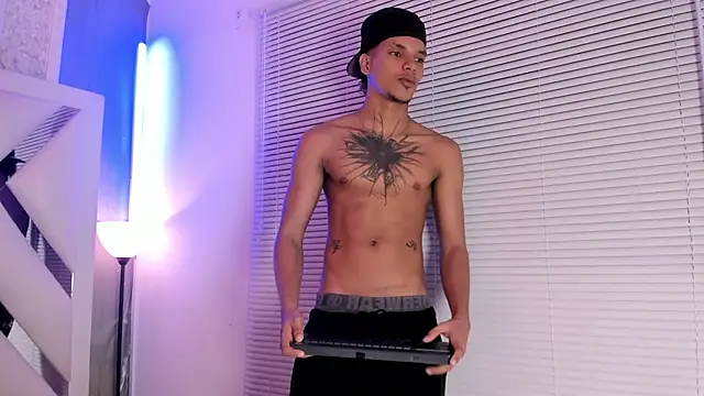 Show de webcam de kai_storm77