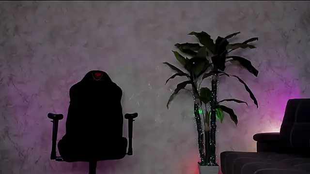 Chat XXX en directo de Emma7