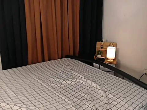 Show modela asian_dai na web-kameri