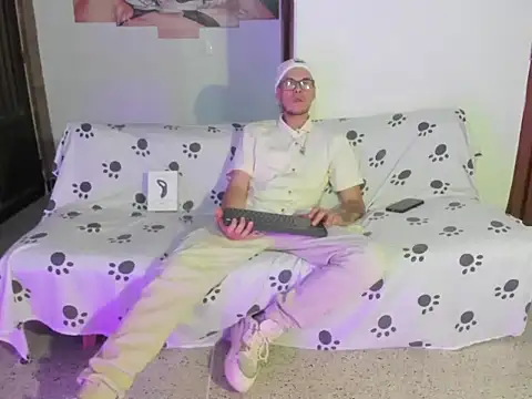 Vlad__night's Webcam Show