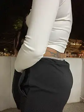 Chatroom XXX en direct de SabrinaX_X