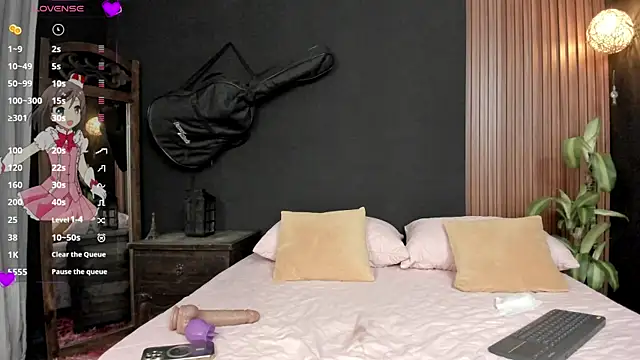 luna_sunflower__ Adlı Modelin Canlı XXX Sohbeti
