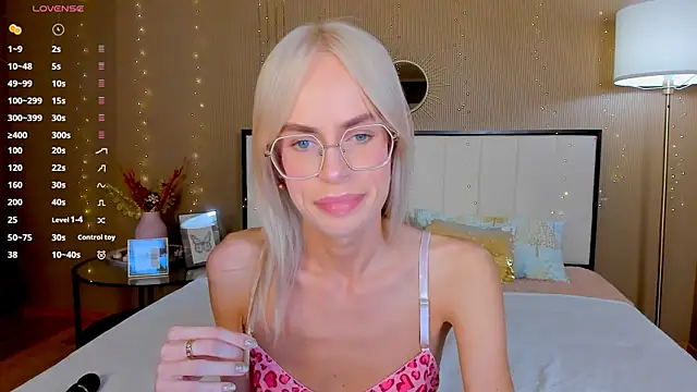 bellatip's Live XXX Chat
