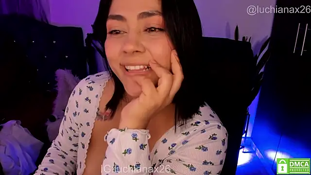 Chat XXX ao vivo de lucy26_