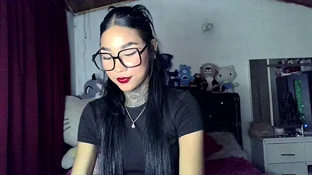 Živý XXX chat lyam_ebony_