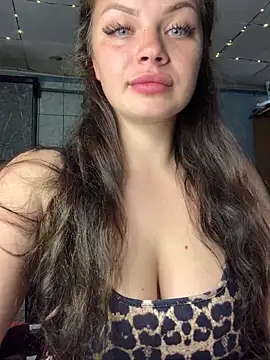 Онлайн чат XXX Sweeeeet_Candy