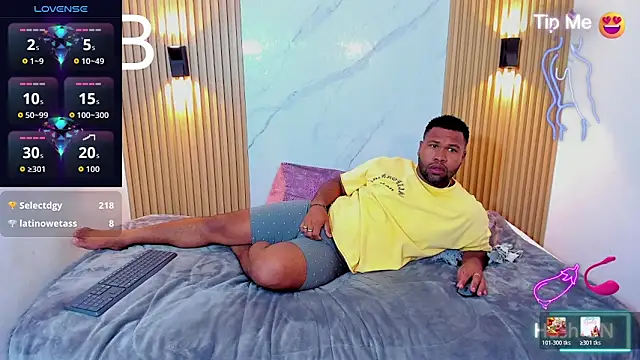 im_jeus_stan Show in webcam