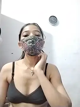 Cute-Naavya's Live XXX Chat