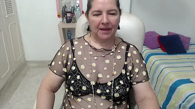 leonela_69 Live XXX-Chat