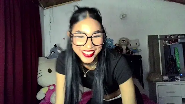 Chat +18 de lyam_ebony_ ao vivo