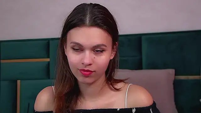 PollyLanders' Live XXX Chat