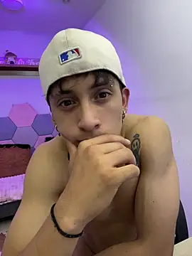 XXX chat uživo modela Kei_23