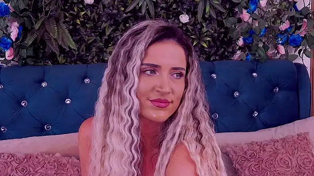 Živý XXX chat CherryMuse_