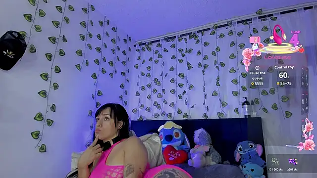 EmiliaRose_ 即時 XXX 聊天