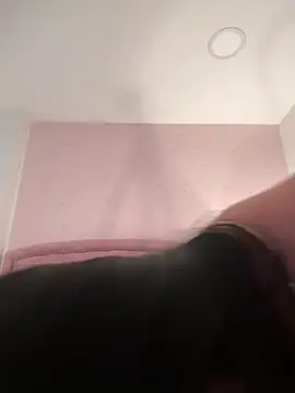 Bella__Woodのウェブカメラショー