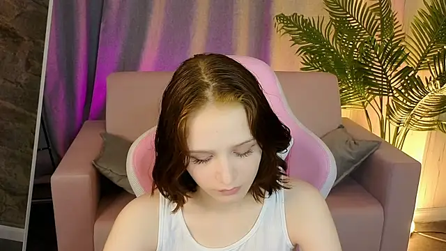 AliceJohansone Chat XXX in diretta