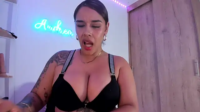 Show Webcam de andrea_lopezz_