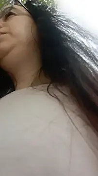 Chat ao vivo de Tinka-Bella-Privat