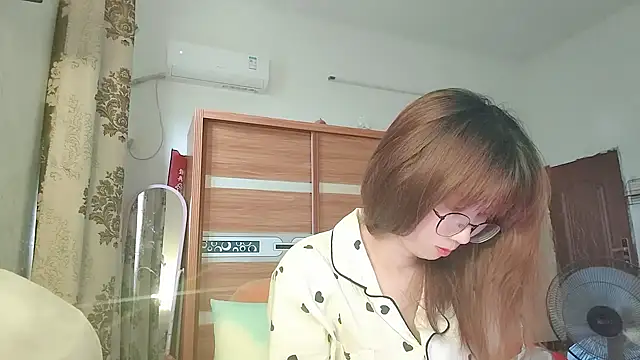 Chat XXX en directo de Lili_666