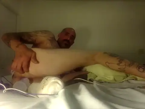 wesstfine Show in webcam