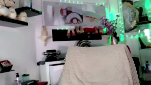 2bigass4_u Live XXX Chat