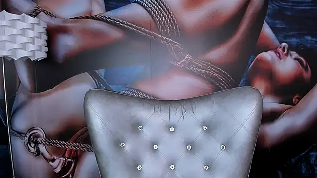 miss___taylor Chat XXX in diretta