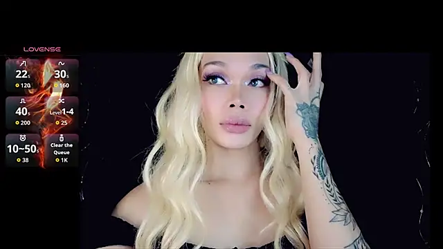 YOURHOT_STUFF Webcam Show