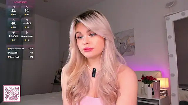 XXX chat uživo modela ShyEmma_