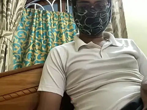 Chat +18 de Slave_Aryan ao vivo