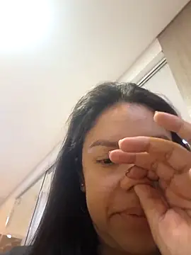 Chat +18 de Aila_Phone ao vivo