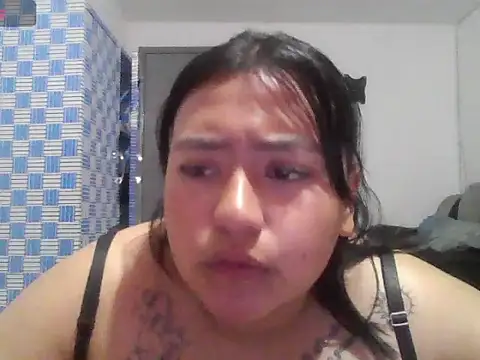 Alaia_moretti's Live XXX Chat