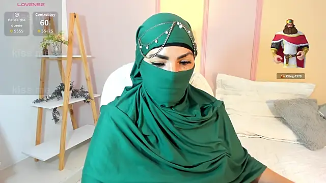 _naylaa_のウェブカメラショー