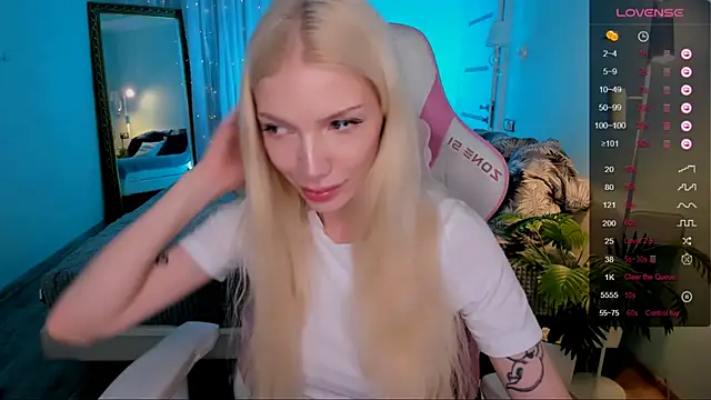 AnyaTaylor_: онлайн-секс-чат