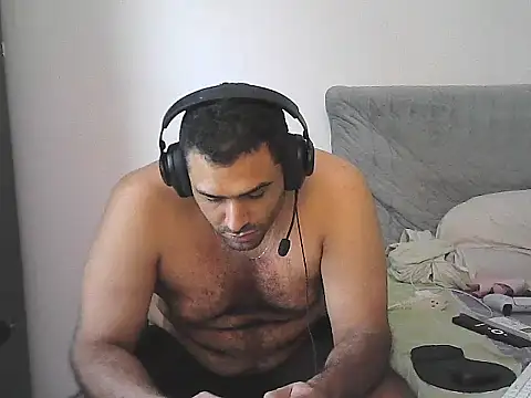 IronSideBear Pertunjukan Webcam