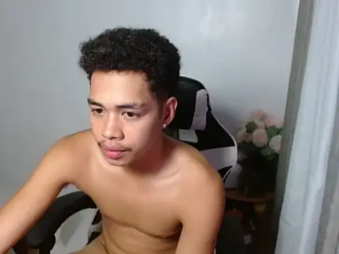 curlyasian_njxx Pertunjukan Webcam