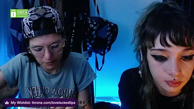 lovelockedlips Webcamshow