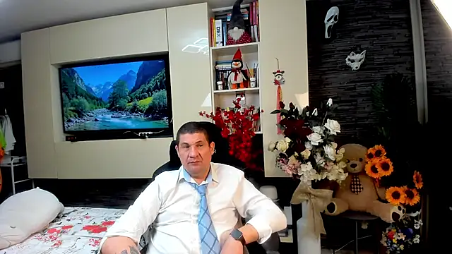SpartacusDaddy48 Show Webcam