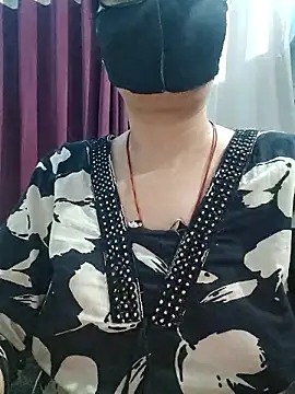 Aishwaryaa_69 Webcam show