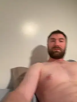 pizzaboy13's Webcam Show