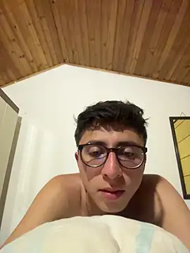 CamiRojas_boy Show Webcam