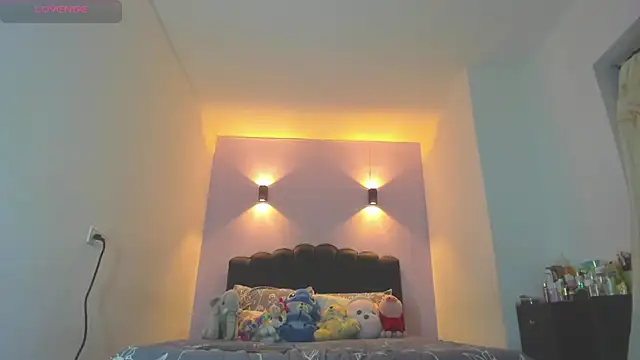 Sofia_Clauss_ Adlı Modelin Canlı XXX Sohbeti