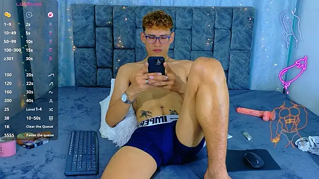 NicolasTorrez Live XXX Chat
